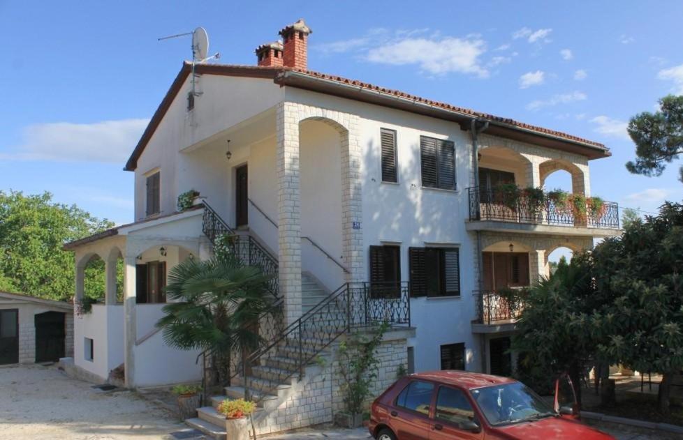 Apartment Radovan Porec Bagian luar foto