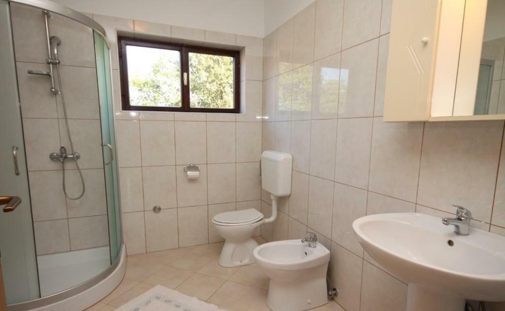 Apartment Radovan Porec Bagian luar foto