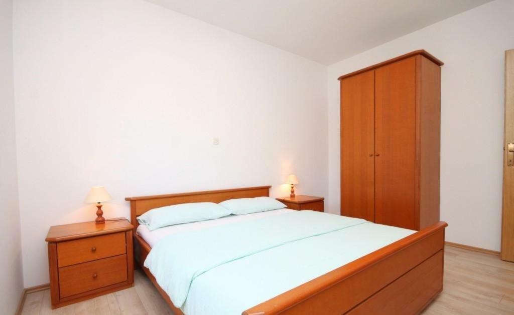 Apartment Radovan Porec Bagian luar foto