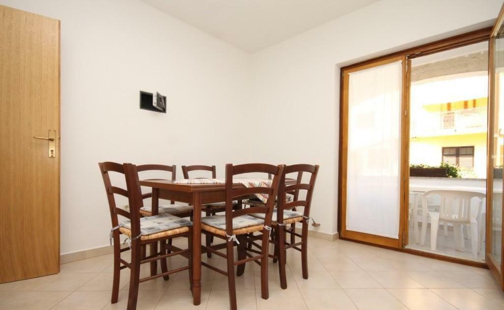 Apartment Radovan Porec Bagian luar foto