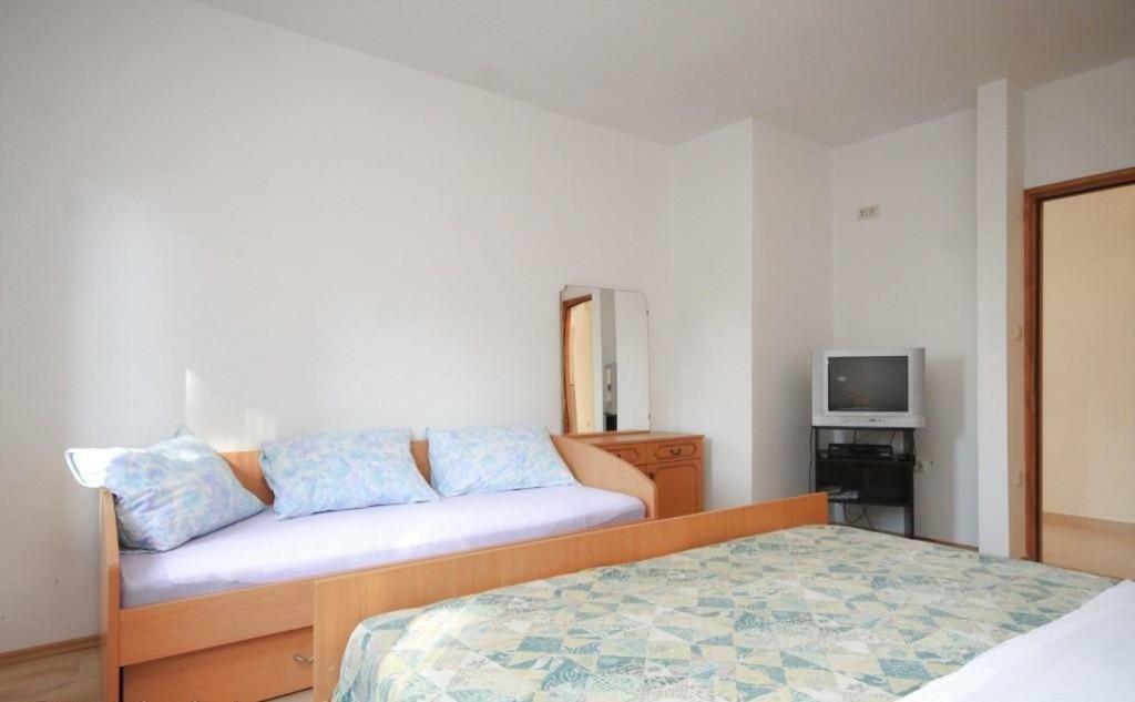 Apartment Radovan Porec Bagian luar foto